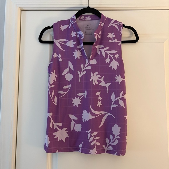 Nike Women’s Purple Floral Sleeveless Breathe Golf Polo - Picture 2 of 8